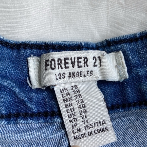 Forever 21 Jeans Shorts - Picture 3 of 3